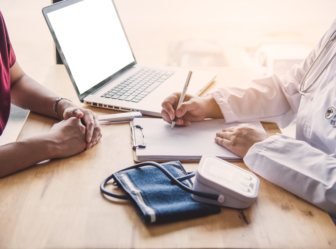 Perguntas Que Todo Paciente Faz ao Gastro (Mas Tem Vergonha de Admitir)
